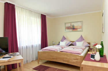 Blick in eines der Gästezimmer Blick in eines der Gästezimmer